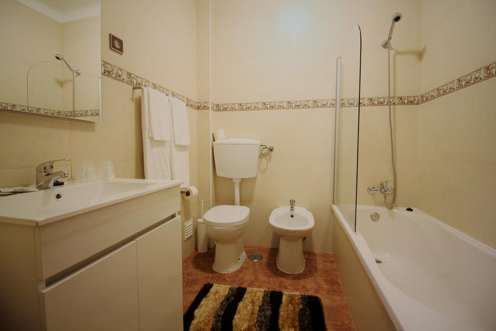Apartamentos Gaivota Holidays Назаре Екстериор снимка